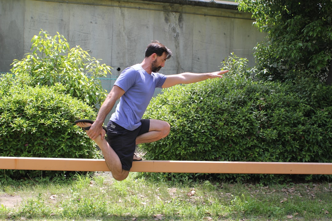 Knee Pain When Climbing Stairs: What It Is, Causes, and How to Reduce It