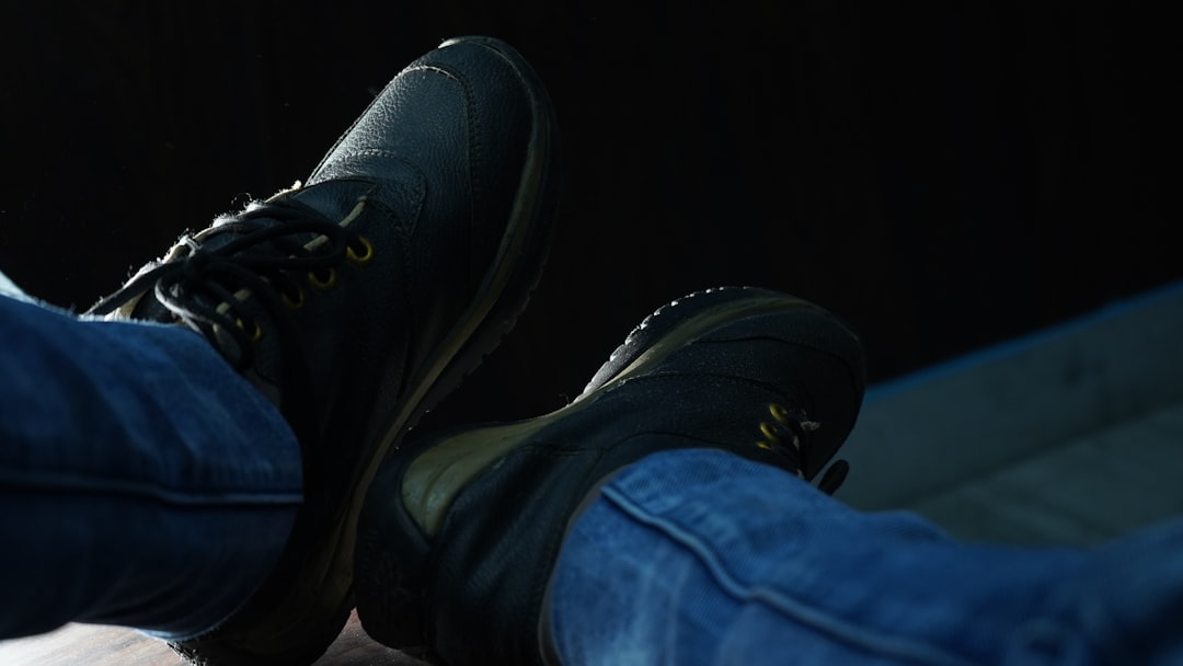 Ways to Reduce Varicose Veins, Swelling, and Foot Pain for People Who Stand All Day